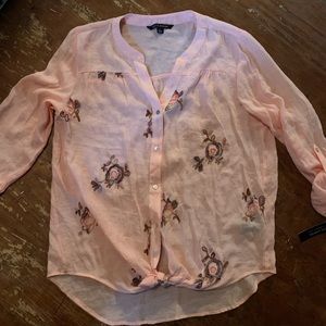 Peach Fade Blouse w/ floral accents, buttons & tie